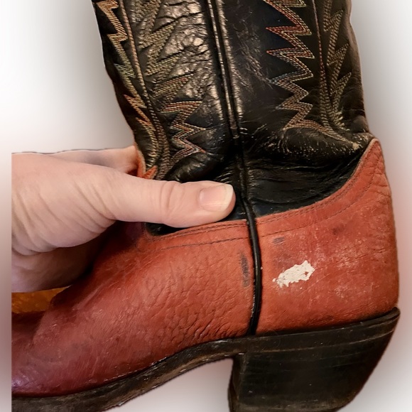 Red and black cowboy boots - Picture 6 of 6